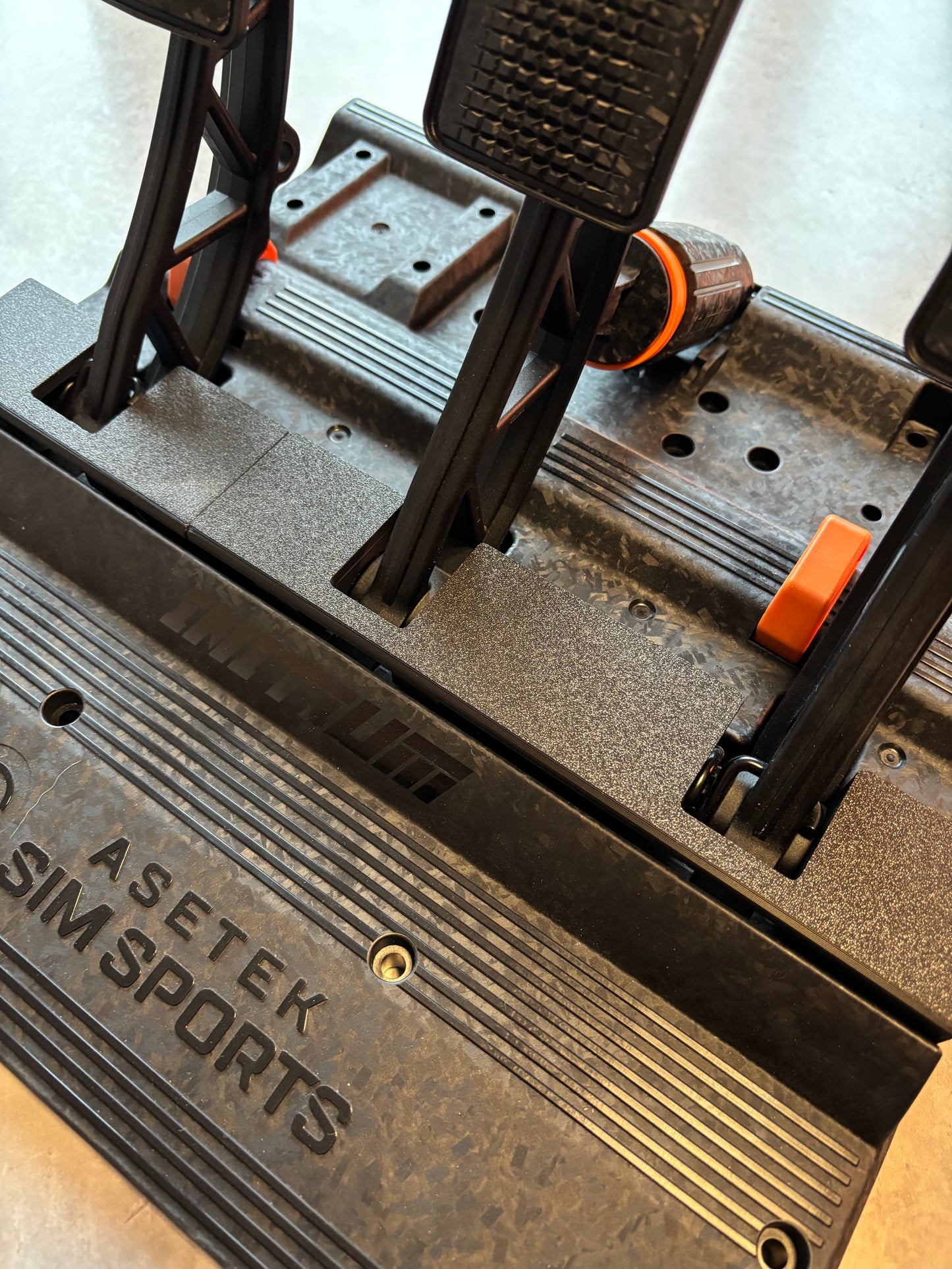 Asetek Initium Heel Gap Plate